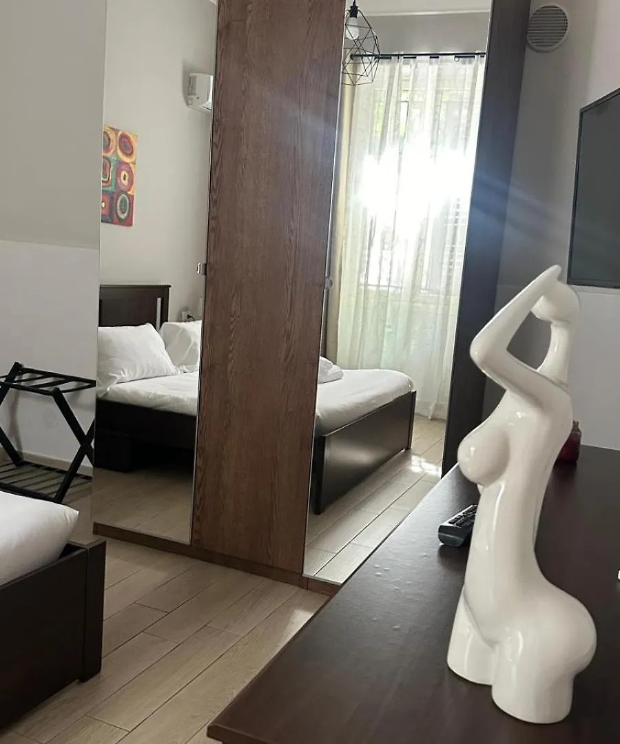 Bed & Breakfast Villafranca Settantuno Apartments Palermo
