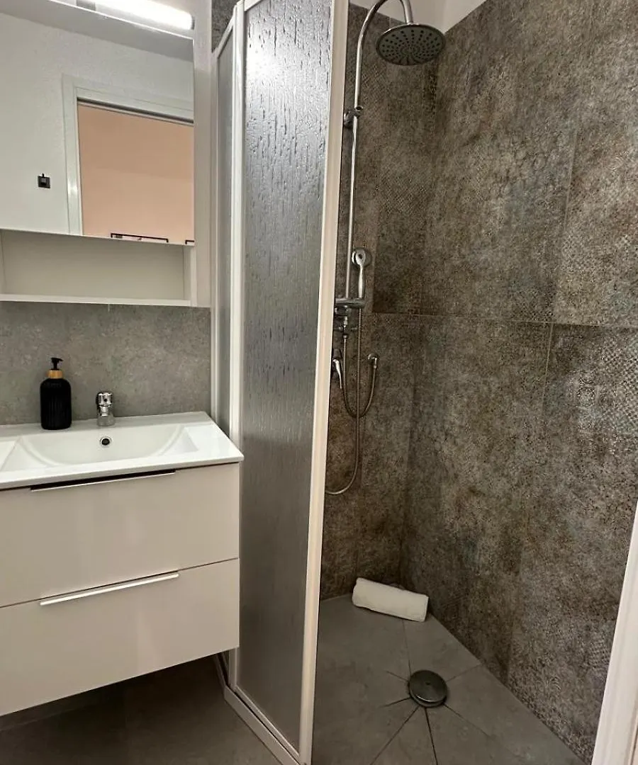 Villafranca Settantuno Apartments Palermo Bed & Breakfast
