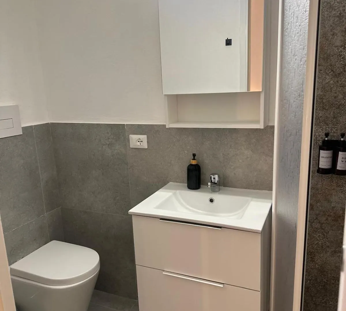 Bed & Breakfast Villafranca Settantuno Apartments Palermo Italia